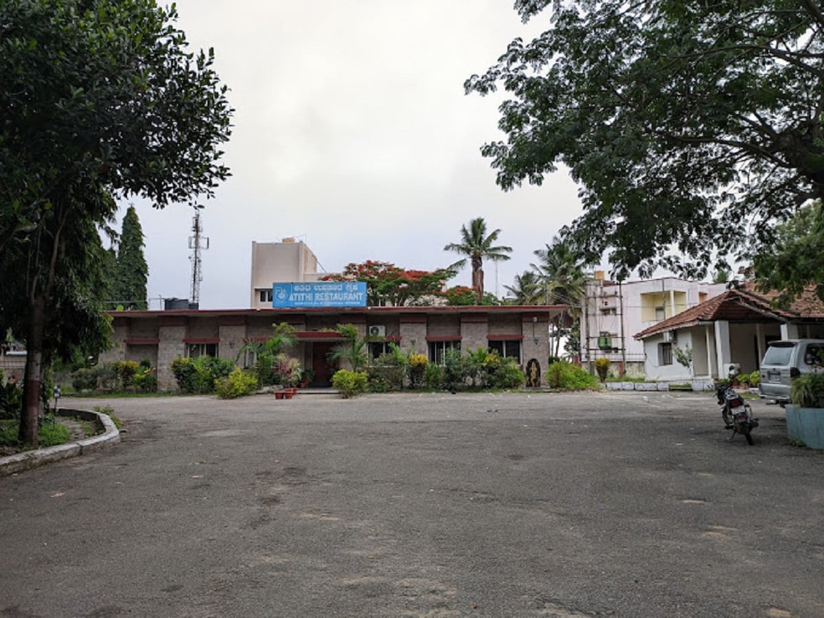 KSTDC Hotel Mayura Velapuri Belur - Tap to explore photos
