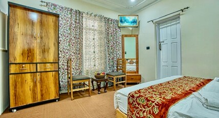 Anjeer Villa Resort Room Type - Super Deluxe with Electric Blanket