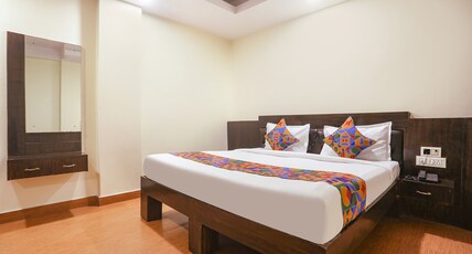 Via Rajdeep Palace Room Type - Premium Room