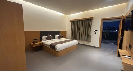 Vanam Hotel and Resorts Room Type - Standard Room