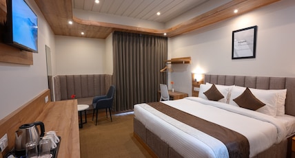 The Soma Hotel Room Type - EXECUTIVE ROOM WITH BALCONY The Soma Hotel Room Type - EXECUTIVE ROOM WITH BALCONY