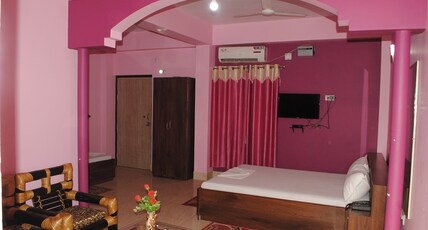 KARANS HOTEL Room Type - VICTORIA SUITE