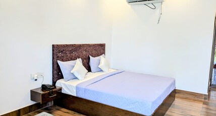 The Kiaan Corbett Resort Room Type - Deluxe Room With Balcony View