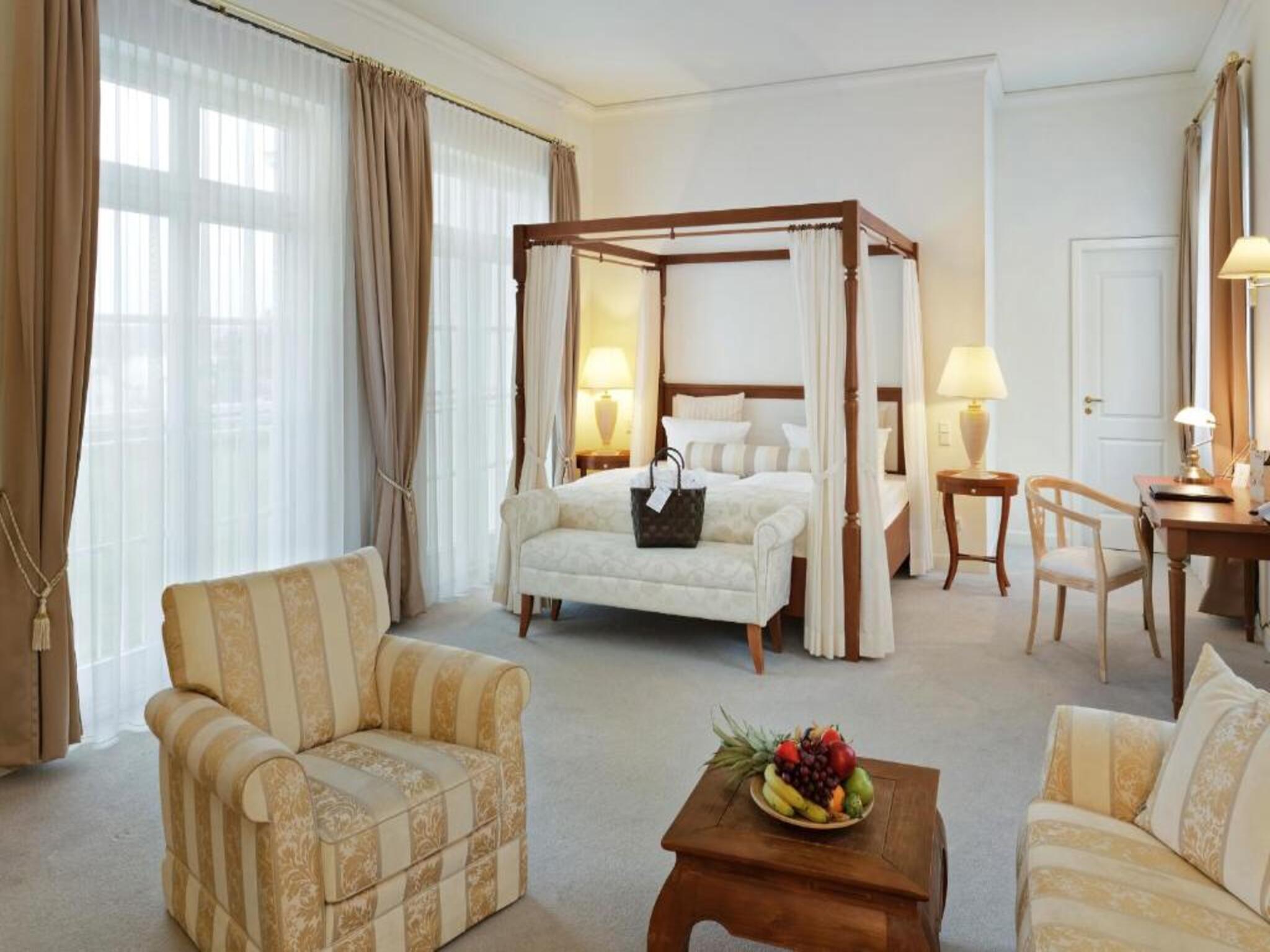 Sunday Resort Schwielowsee Hotel Apartment - Tap to explore photos