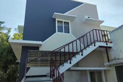Giri's Residency