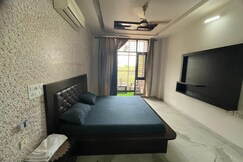 Photos of Majestic Room