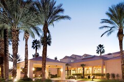 Courtyard by Marriott Las Vegas Convention Center