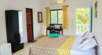 AVANA ROOMS NEAR ASHVEM BEACH Room Type - Deluxe Room with Farm view balcony