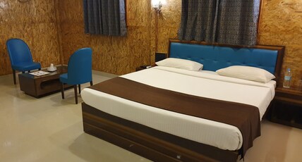 Whispering Woods Resort Room Type - Deluxe Tent