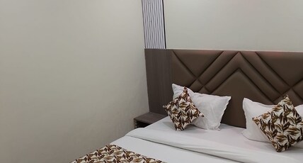 Hotel KP Palace. Room Type - Deluxe Room Hotel KP Palace. Room Type - Deluxe Room