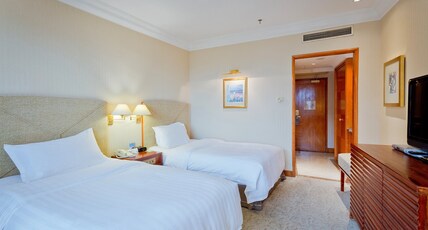Crowne Plaza QINGDAO Room Type - 2 Single Standard