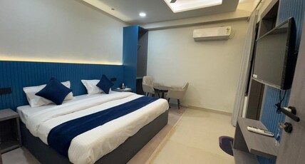 Hotel Aryan In @ Railway Station Road Haridwar Room Type - Deluxe Bed Ac Room with Air Conditioning