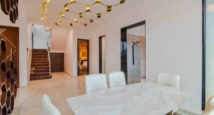Elegant Villa Luxury 4BHK by Limestays Room Type - Elegant Villa Luxury 4BHK by Limestays