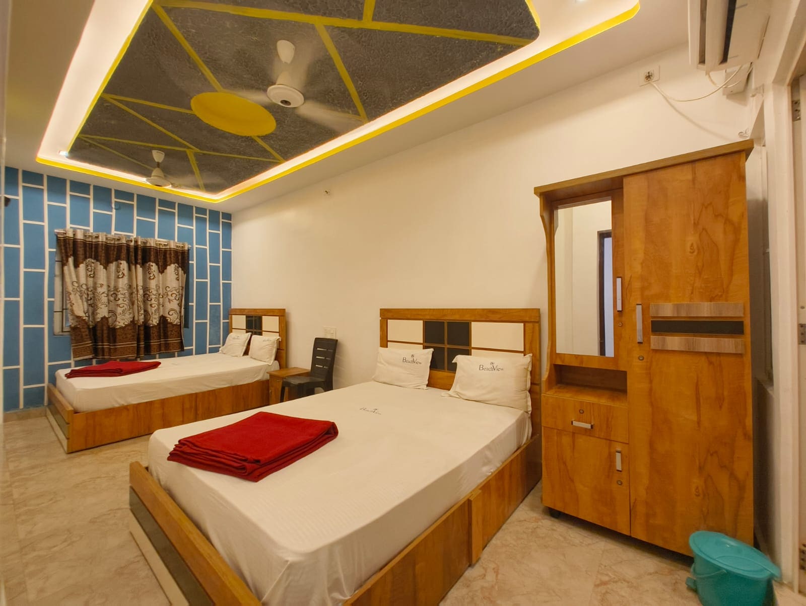 EESHA Beach View Stay ( Near Temple and Beach) - Tap to explore photos