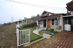 Jusgar Homestay 2BHK Villa| Lansdowne by Homeyhuts