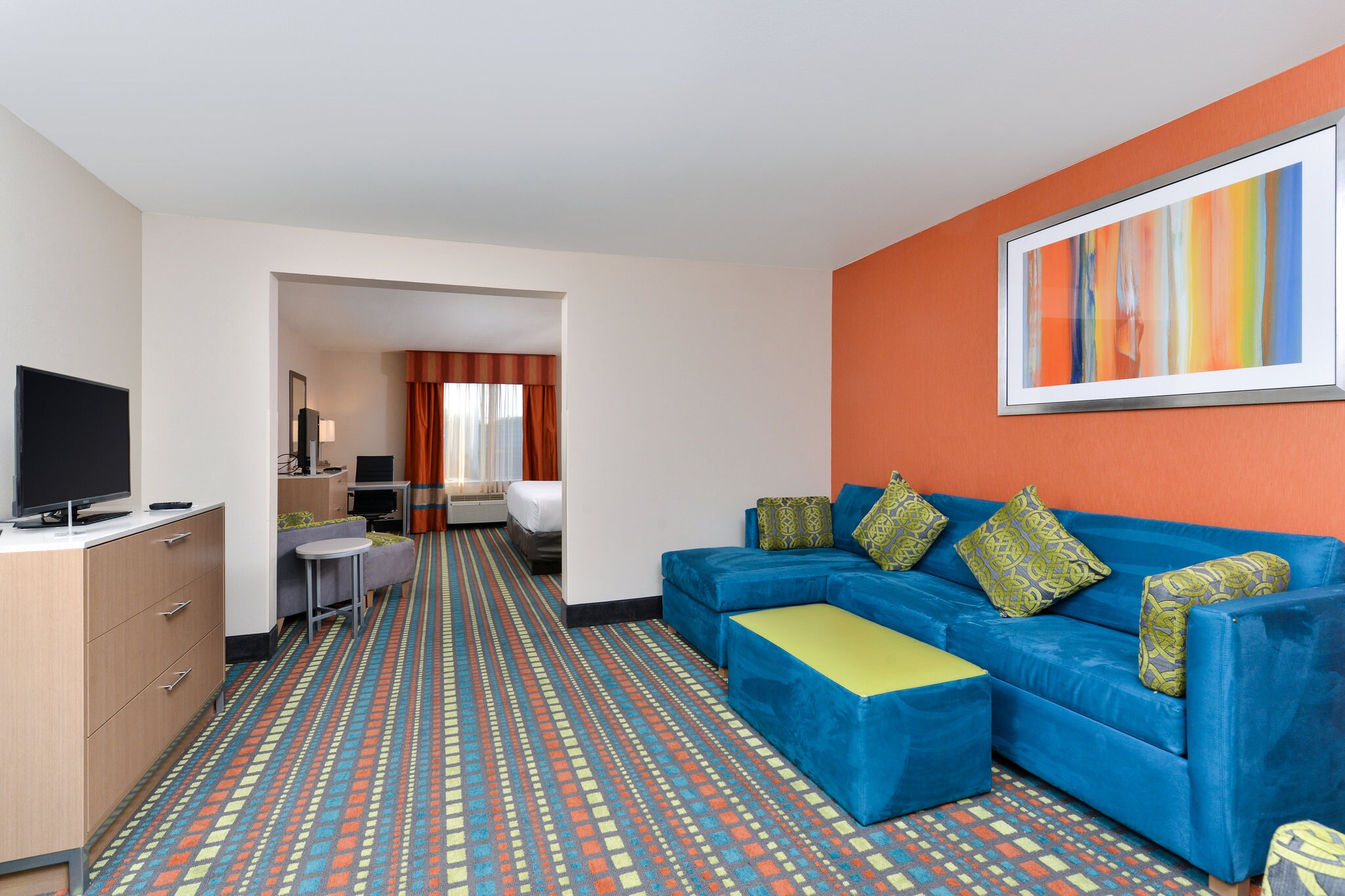 Holiday Inn Express Bernalillo - Tap to explore photos