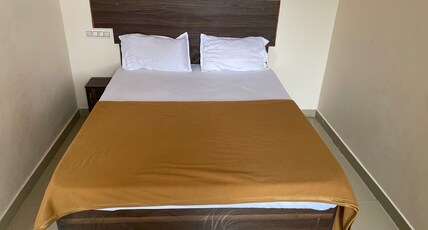 R K S COMFARTS Room Type - Bedroom 3