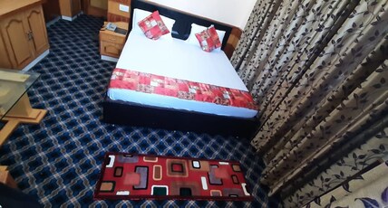 Hotel Khans Plaza Room Type - Super Deluxe Room