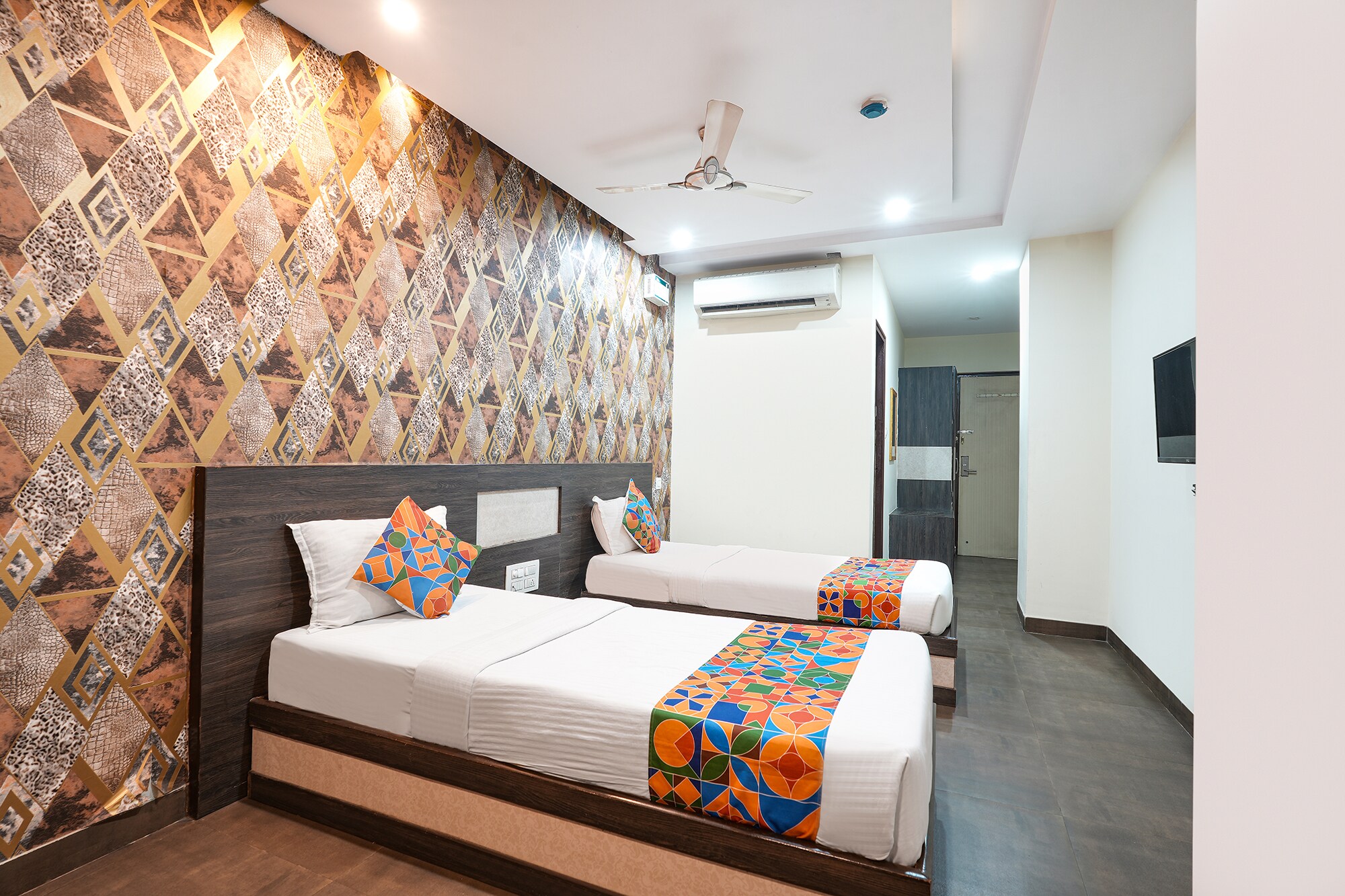 Via Indian Residency - Krishnarajapura - Tap to explore photos
