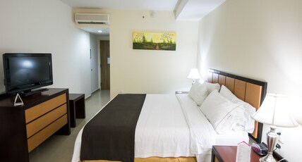 Holiday Inn Express PARAISO DOS BOCAS Room Type - 1 King Standard