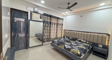 Shivalik Guest House Room Type - Deluxe Room King Bed with Hill View