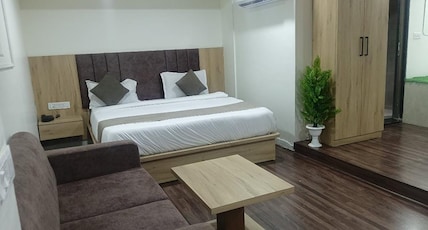 Hotel The 10th Floor Room Type - Royal Suite with Private Terrace & Jacuzzi Hotel The 10th Floor Room Type - Royal Suite with Private Terrace & Jacuzzi