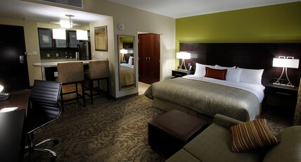 Staybridge Suites CHIHUAHUA Room Type - 1 King 1 Bdrm Suite Access