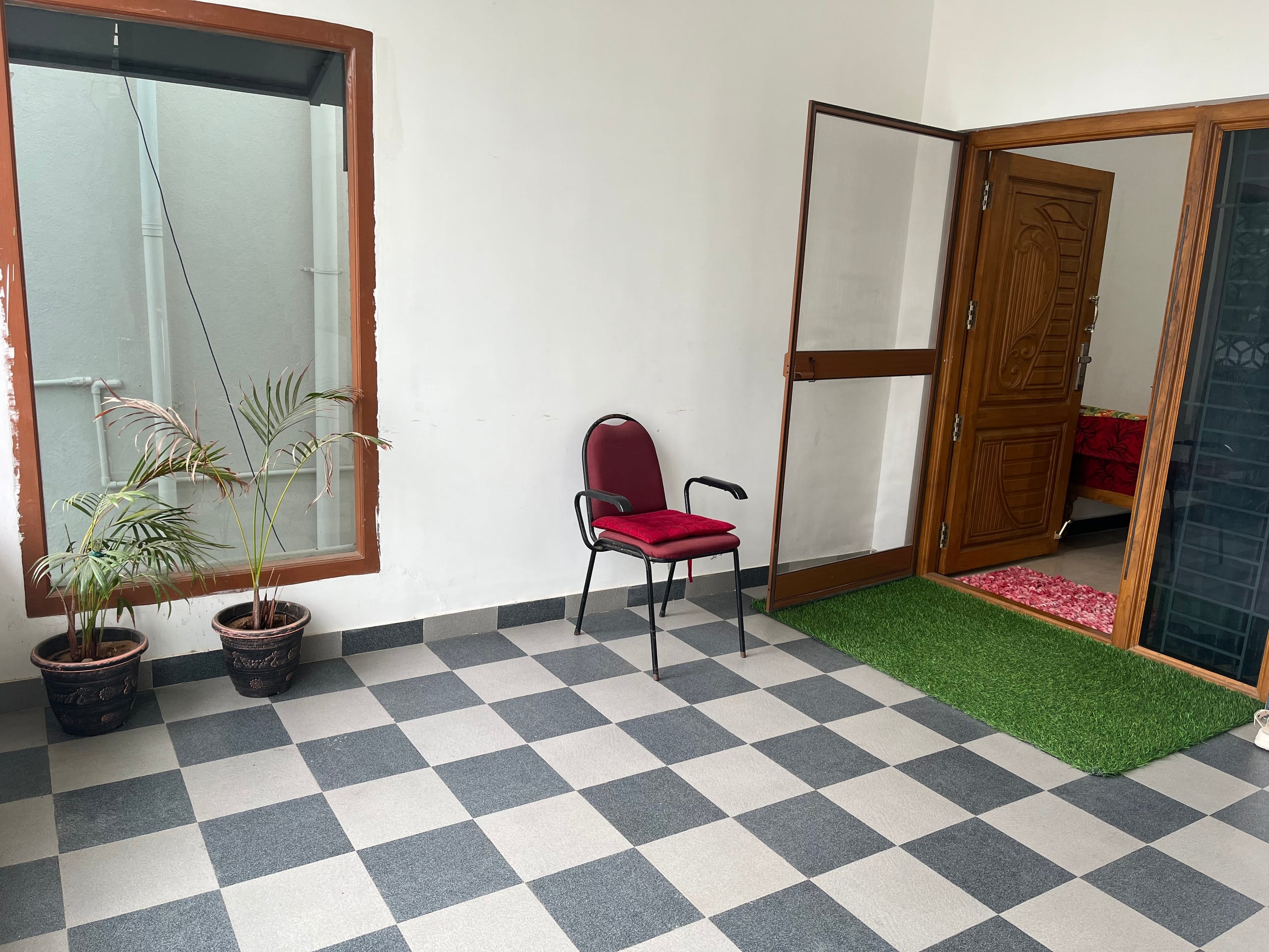 Grace Villa and Homestays - Tap to explore photos