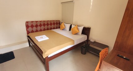 DRAGON RESORT Room Type - Standard room -103