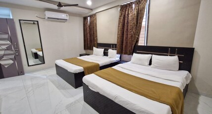 HOTEL RAJKAMAL, Shirdi Room Type - Superior Family Rooms With 2 Double Beds
