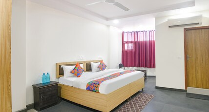 Via Grand Room Type - Deluxe Room