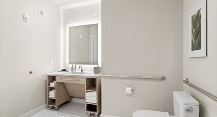 EVEN Hotel AUSTIN UPTOWN NEAR THE DOMAIN Room Type - 1 King 1 Bedroom Suite Comm Mobility Access Transfer Shower