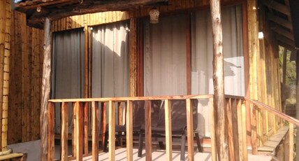 Camp 21 Beach Holiday Homes | Rooms & Wi-Fi Room Type - premium Cottage sea facing