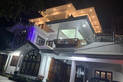 Munnar Falcuns Castle