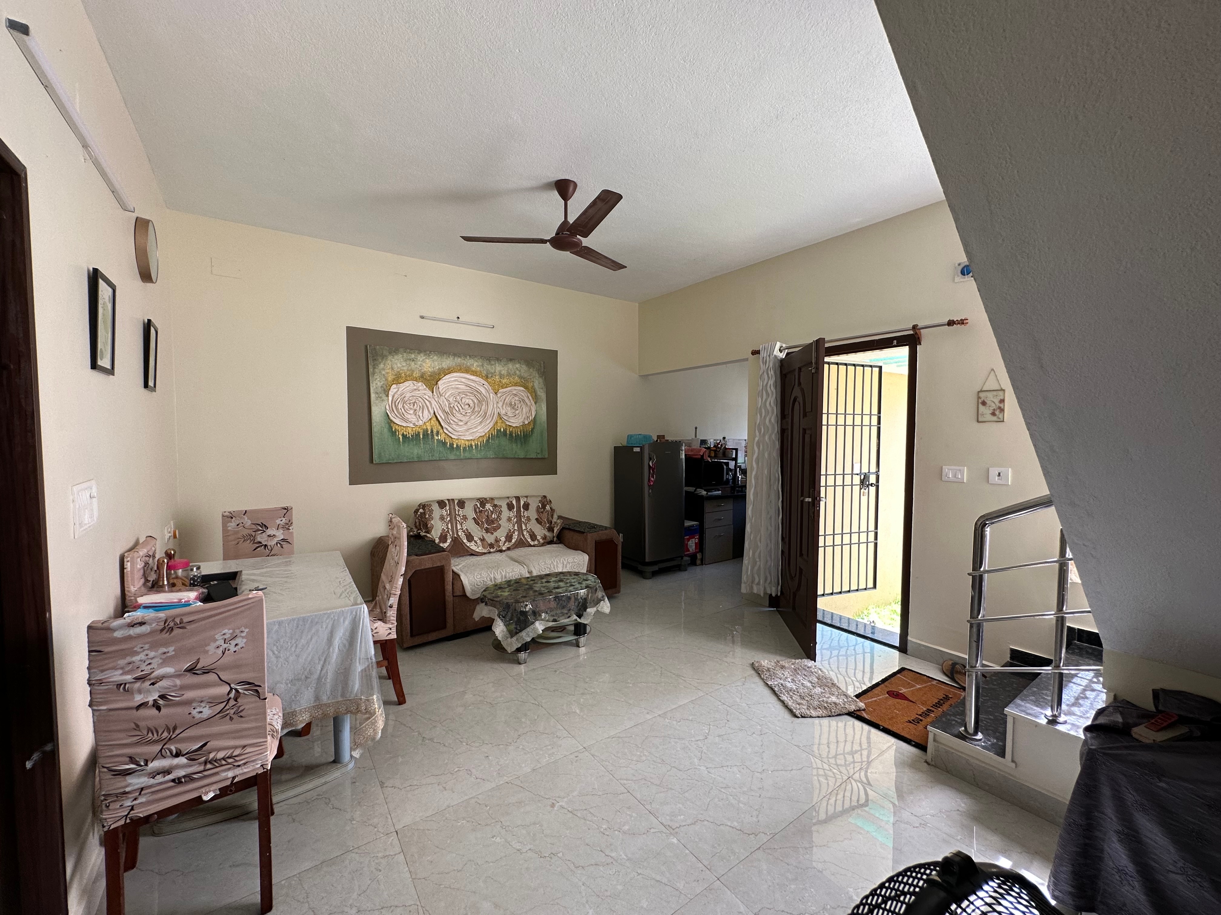 2BHK Villa-2 Near Pondy Aurovile - Tap to explore photos