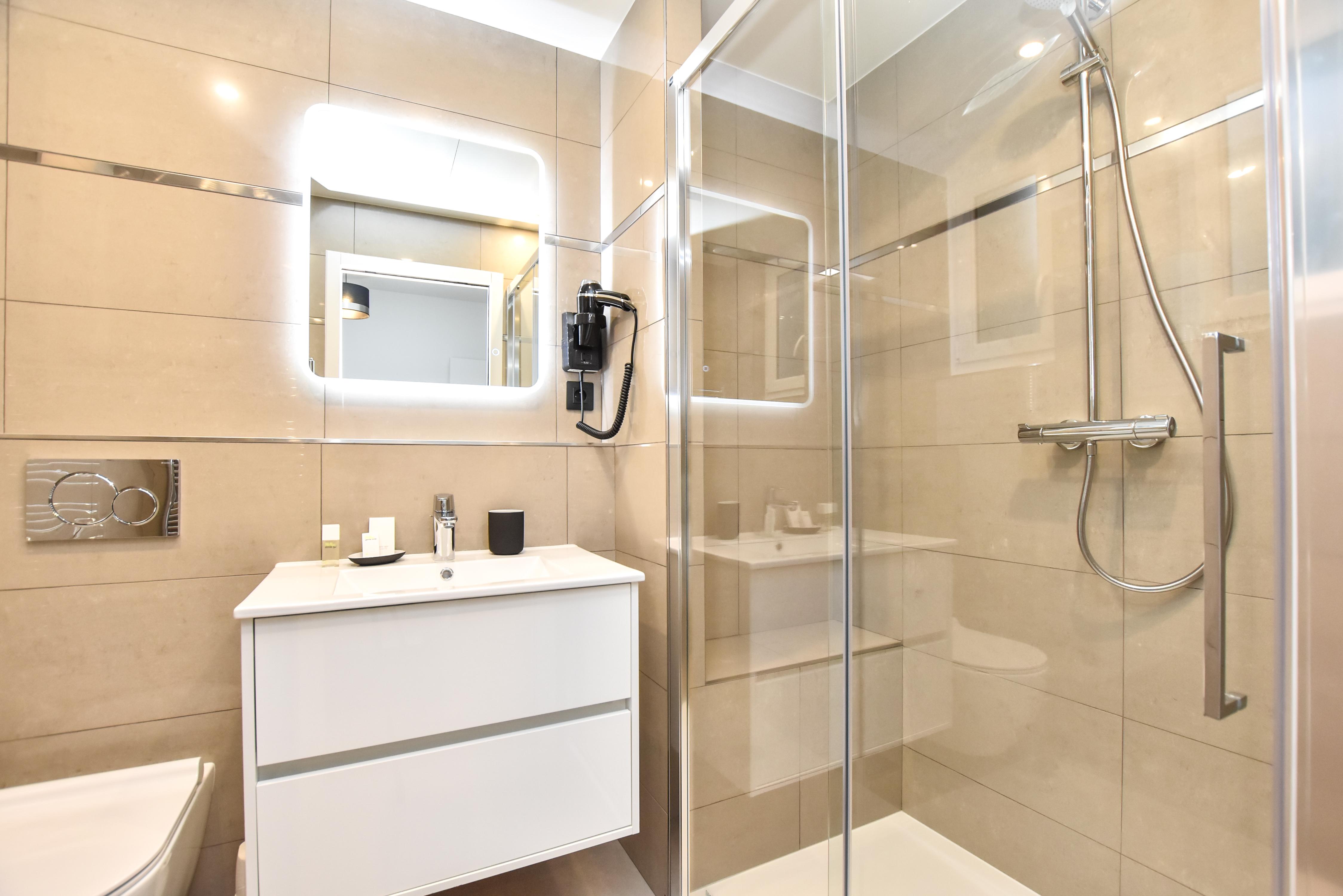 Authentic apartment - 2BR/8P - Opera - 1 - Tap to explore photos