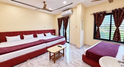 Hotel Vaibhav Palace Room Type - Six Bed Family Room