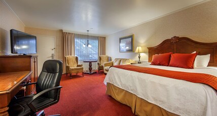 Baugh Motel, SureStay Collection by Best Western Room Type - 1 King Bed, Non-Smoking, Oversized Room, Jetted Tub, Pillowtop Bed, High Speed Internet Access, Micr