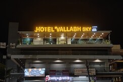 Hotel Vallabh Sky