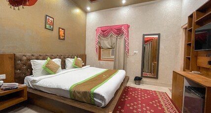 Van Chhavi Resort Room Type - Elite Suit (Garden  view)