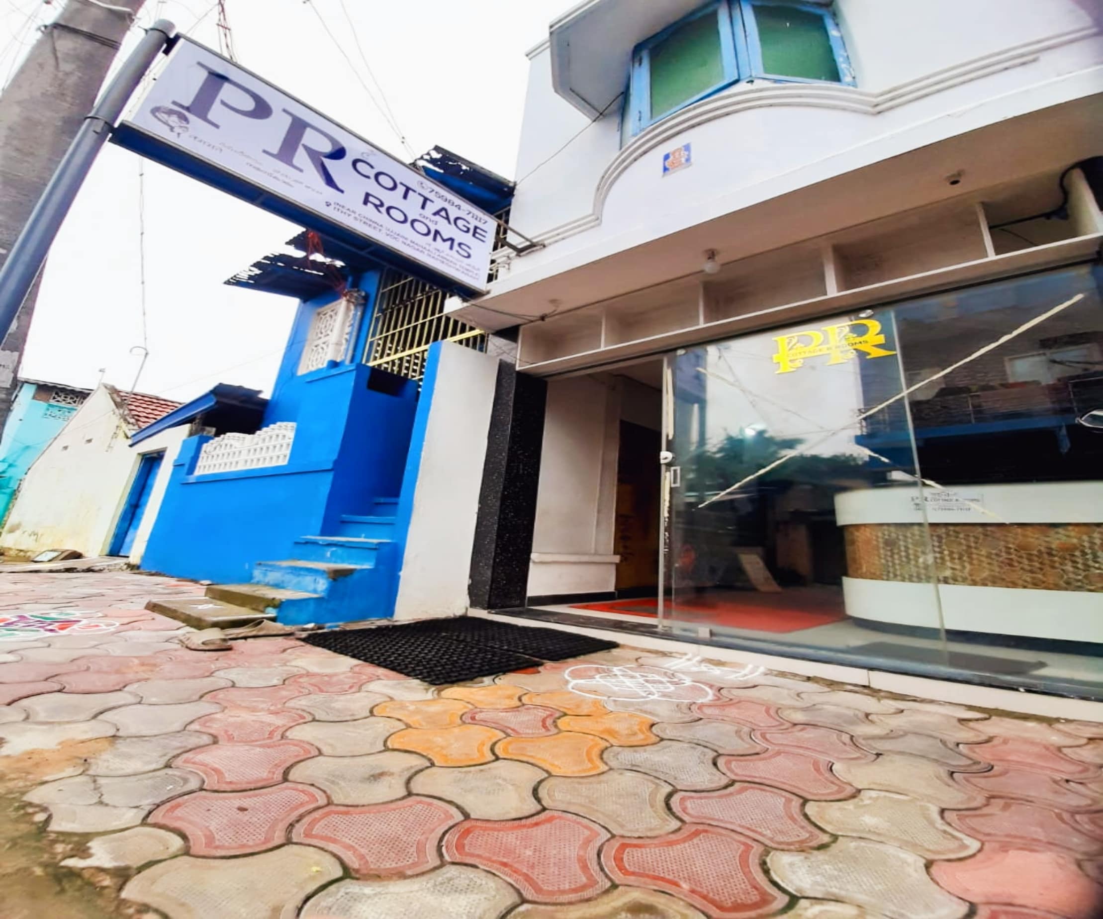 PR Cottage and Rooms - Tap to explore photos