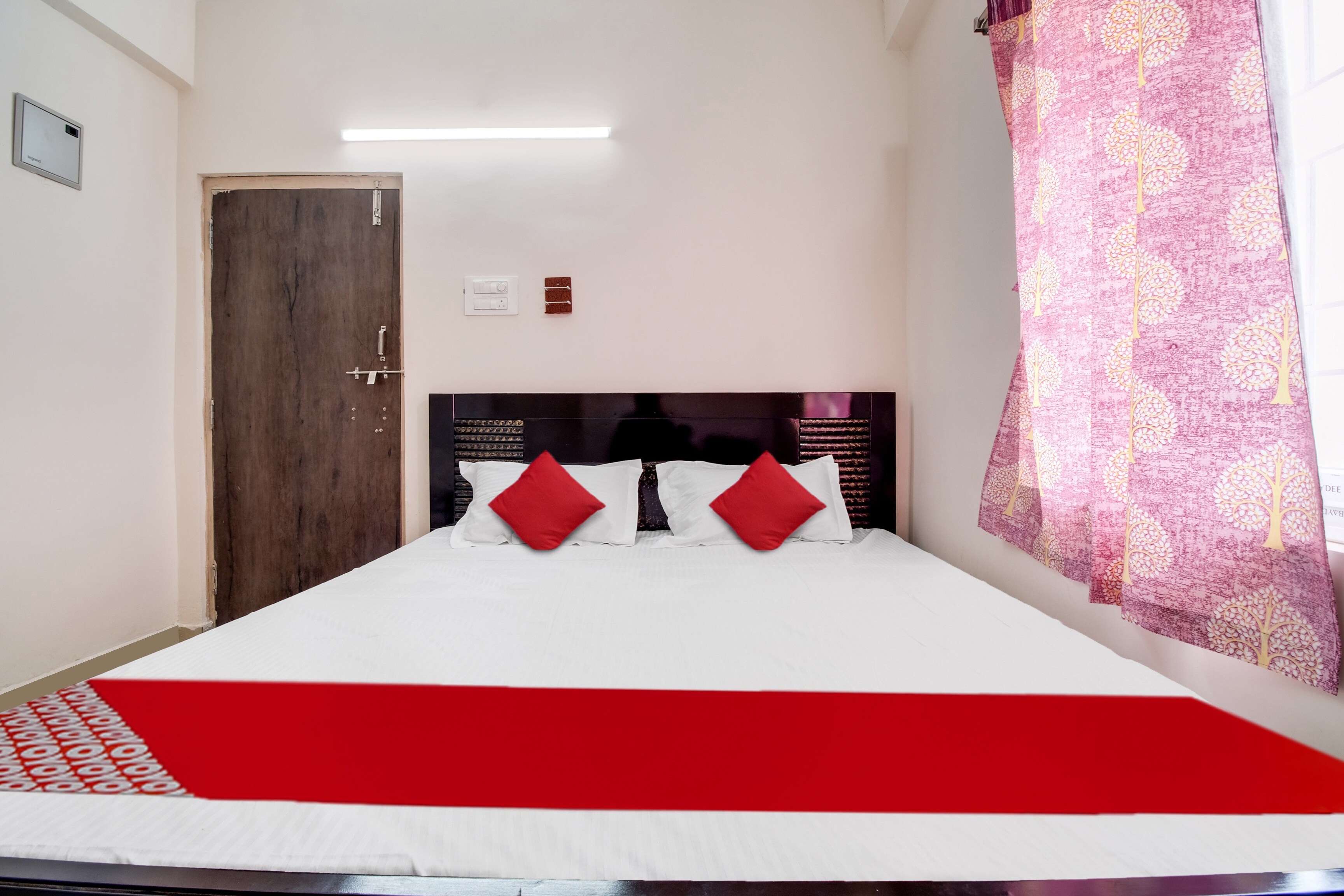 Hotel O Surya Prabha - Tap to explore photos