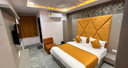 Hotel Kingdom Room Type - Deluxe Double Bed Rooom