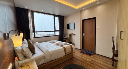 HOTEL GOLDEN POTALA Room Type - Executive city view