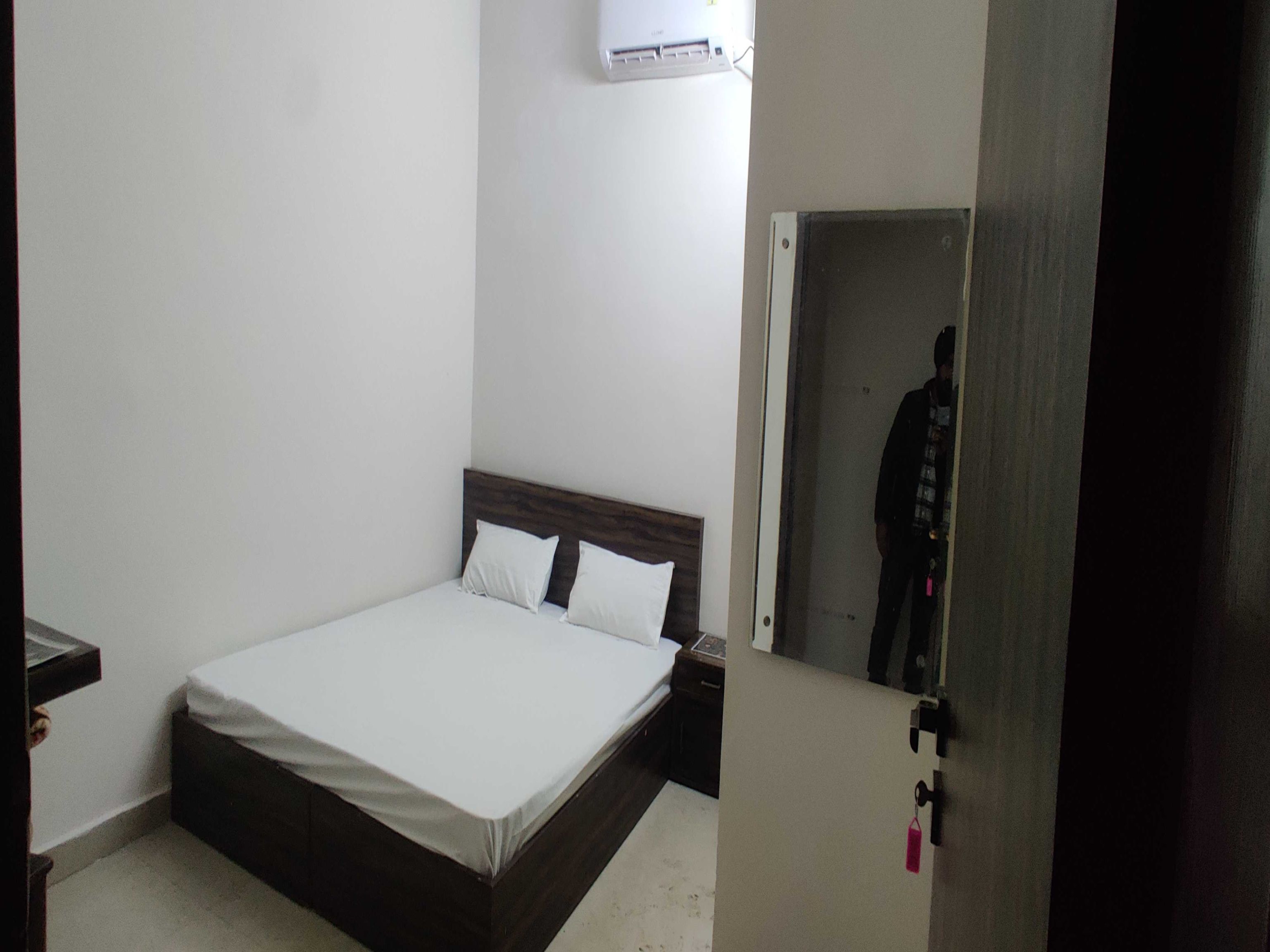 Hotel O Bhandari Rooms - Tap to explore photos
