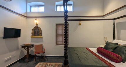 Nilayam by Luxunlock Room Type - Rajanya Room