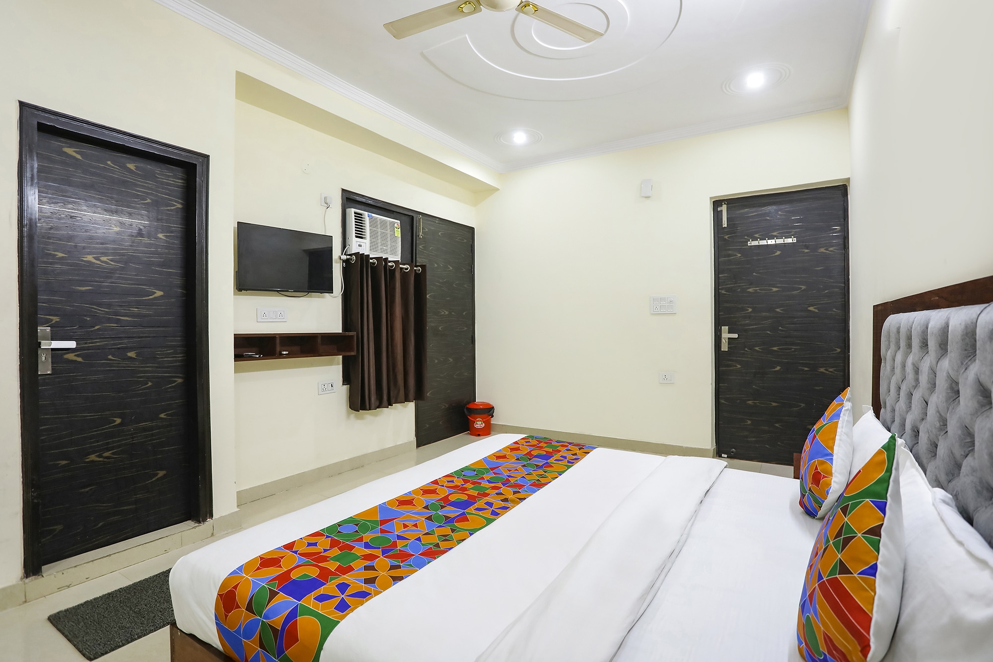 FabHotel ASP Royal Residency Inn - Tap to explore photos