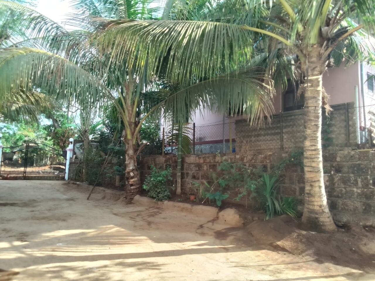 Shree Prabhu Vishwakarma Holidy Home Stay - Tap to explore photos