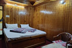 Ojhal Stays Krishan Homestay