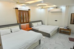 Sri Annapurna Guest House I 600 mtrs from Kashi Vishwanath